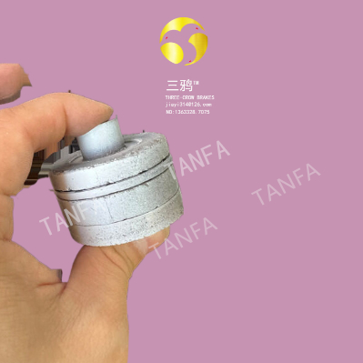 异形曲面砂光机刹车芯 砂光机刹车块 刨砂机定厚砂光机刹车芯.jpg