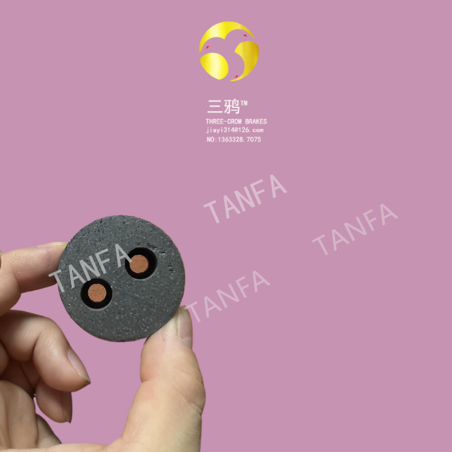 气动刹车片瓦楞纸板线刹车片摩擦片圆饼带钉制动器原纸架刹车块.jpg